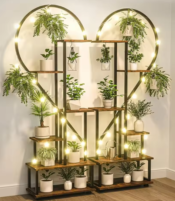 Set van 2 Halve Hartvormige Plantenstandaards – 6-Lagen Displayrek voor Binnen & Buiten, Metaal & Hout