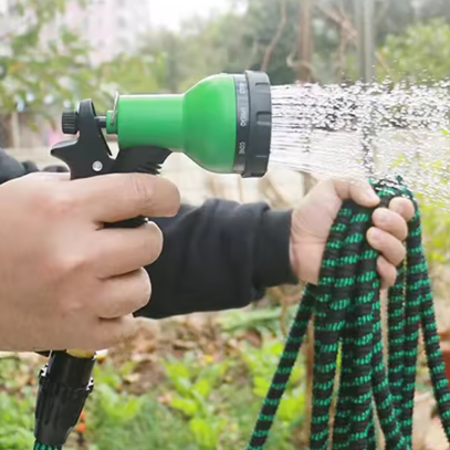 100FT Uitbreidbare Tuinslang met Hogedrukmondstuk – Messing Fittingen, Voor Tuin, Auto en Huisdierreiniging