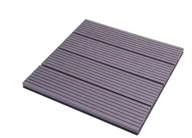 Set van 11 WPC Composiet Terrastegels 30×30 cm – In Elkaar Grijpende Houteffect Tuintegels met Kliksysteem