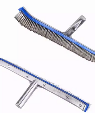 Zwembad Stalen Reinigingsborstel – 44 cm Breed, Aluminium Frame & Roestvrijstalen Borstelharen