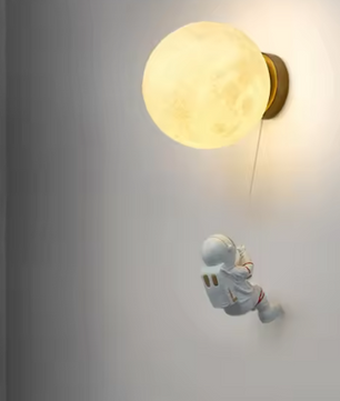 Astronaut Wandlamp – Creatieve Maanlamp voor Kinderkamer & Slaapkamer