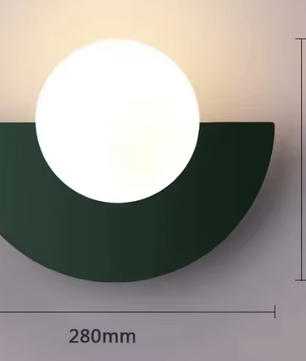 Nordic LED Wandlamp – Smeedijzer & Kleurrijke Kunststof Bal