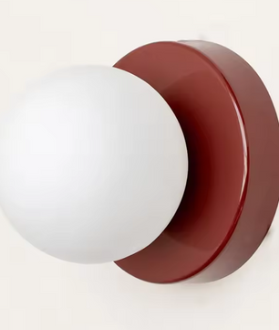 Nordic LED Wandlamp – Minimalistisch Design met Glazen Orb