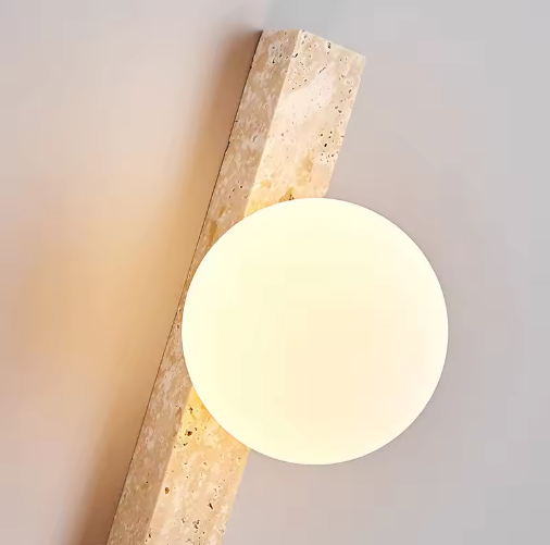 Wabi-Sabi Wandlamp van Gele Grotsteen – Retro & Creatief Ontwerp voor Gang, Trap en Slaapkamer