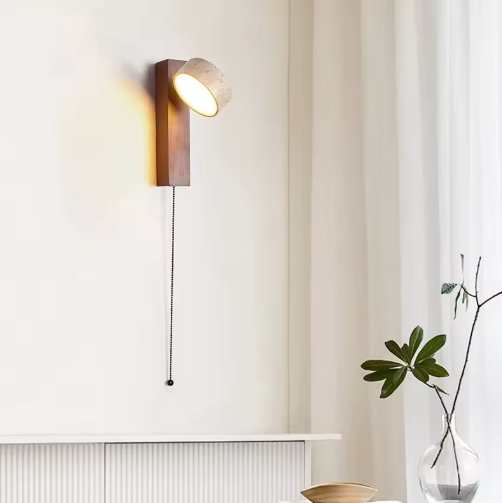 Crèmekleurige Wandlamp – Nachtkastje LED Lamp met Trekschakelaar & Draaibaar Design