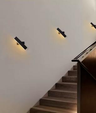 LED Wandlamp Zwart – 360° Draaibare Acryl & Metalen Wandkandelaar, 7W Warm Licht