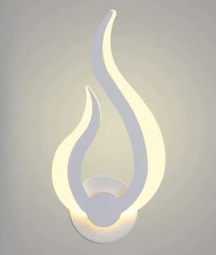 Moderne LED Wandlamp – 10W, 3000K Warm Wit, Vlamvormig Design