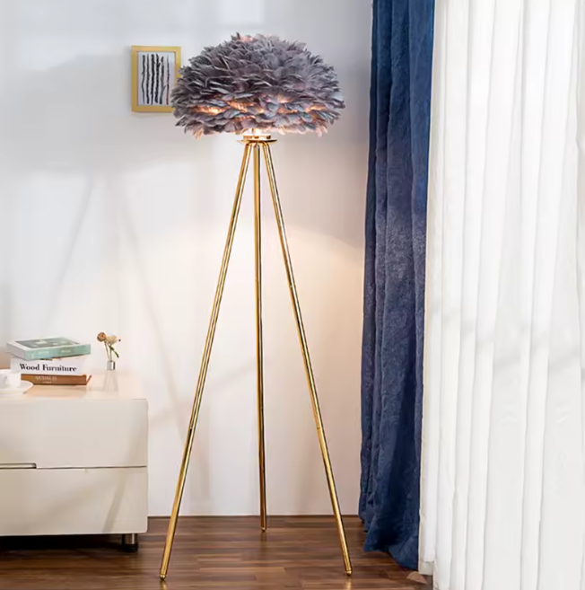 Veren Vloerlamp – Luxe Staande Lamp met Romantische Sfeerverlichting