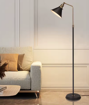 Industriële Vloerlamp – Zwart & Goud Vintage Staande Lamp met Draaibare Kop