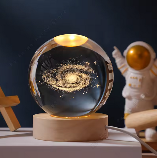 Kristallen 3D Bol Nachtlamp – LED, USB-Voeding & Houten Basis