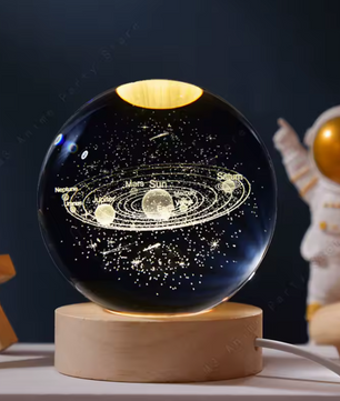 Kristallen 3D Bol Nachtlamp – LED, USB-Voeding & Houten Basis