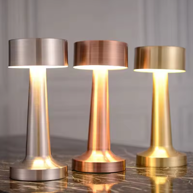 Retro Metalen Tafellamp – LED Nachtlamp Oplaadbaar met Touchbediening