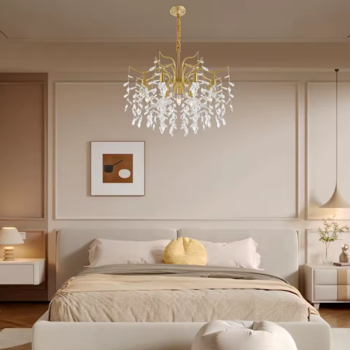Moderne Gouden Kristallen Kroonluchter – 9-lichts Plafondlamp met Takontwerp