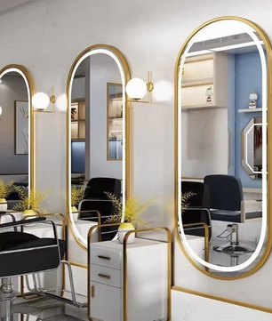 Ovale LED Badkamerspiegel – Gouden Frame, Anticondens & Dimbaar