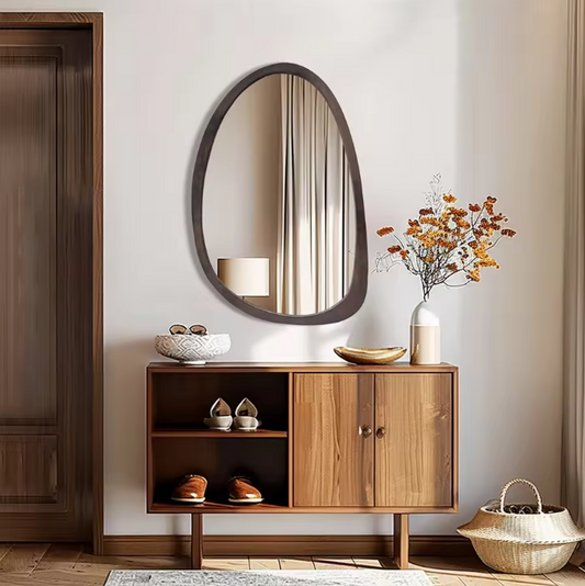 Moderne Asymmetrische Wandspiegel – Zwart Walnoothouten Frame, Stijlvol & Decoratief