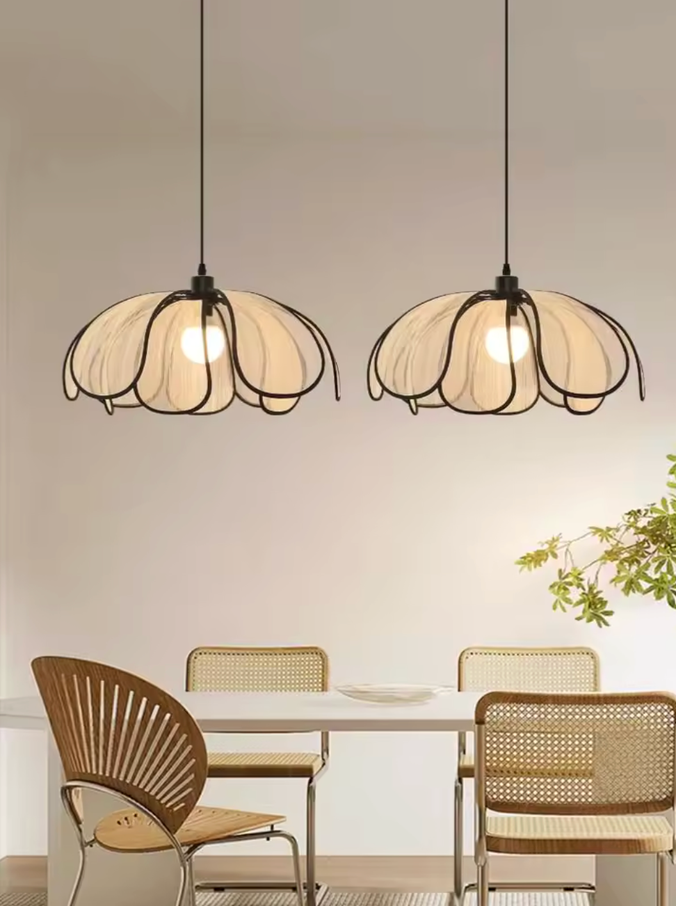 Vintage Lotus Hanglamp E27 – Handgeweven Kroonluchter + Ijzeren Frame