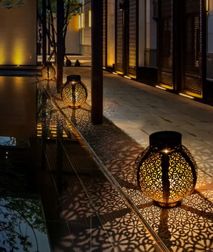 Solar Retro Hanglantaarn – Hol Ontwerp, Waterdicht & Warm Wit LED