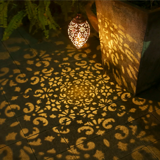 Solar Olijfvorm Hanglantaarn – LED Tuinlamp, Waterdicht & Decoratief
