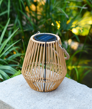 Rotan Solar Lantaarn – IP65 Waterdicht, Hangend of Staand voor Tuin & Terras