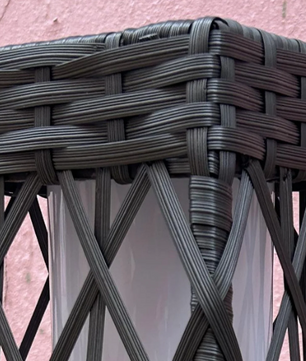 Rotan Solar Tuinlantaarn – Kunststof & Staal, Grijs 20×20×68 cm