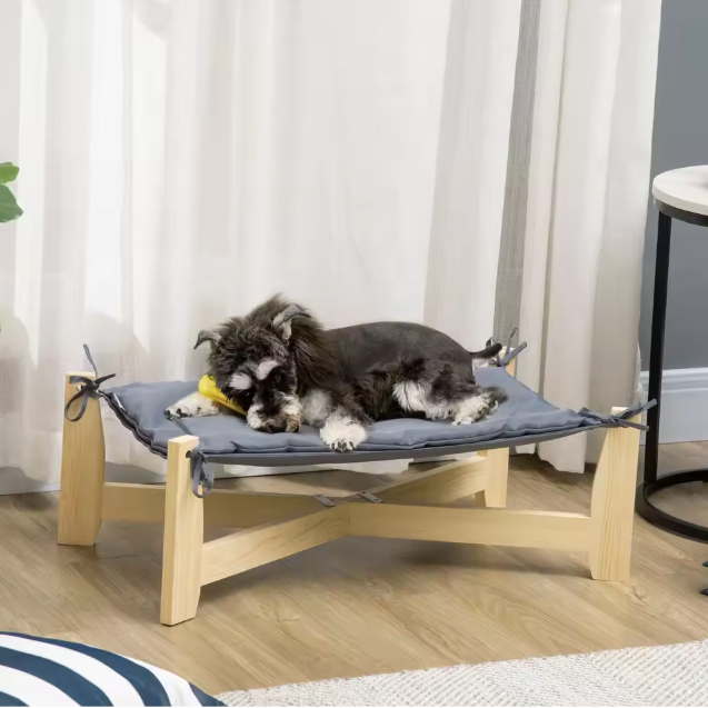 Verhoogd Houten Hondenbed – Grenenhout met Kussen, Grijs