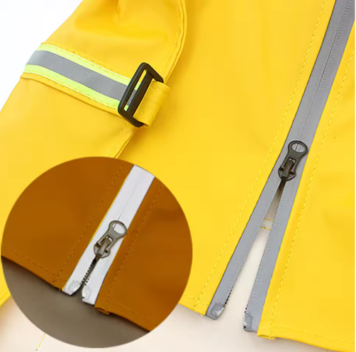 Hondenregenjas met Transparante Kap – Waterdicht, Reflecterend & Winddicht