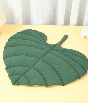 Kattenbed Bladvorm – Zachte Antislip Slaapmat & Wasbaar Huisdierkleed