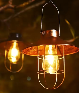 Solar Tuinluchter – Decoratieve Hanglamp op Zonne-energie, IJzeren Tuinverlichting voor Binnenplaats & Gazon