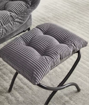 Lounge Fauteuil met Voetenbank – Fluweelzachte Stof & Stalen Frame, Ergonomisch en Comfortabel