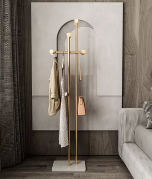 Gouden Kledingrek met 8 Haken – Vrijstaand & Stabiel Design
