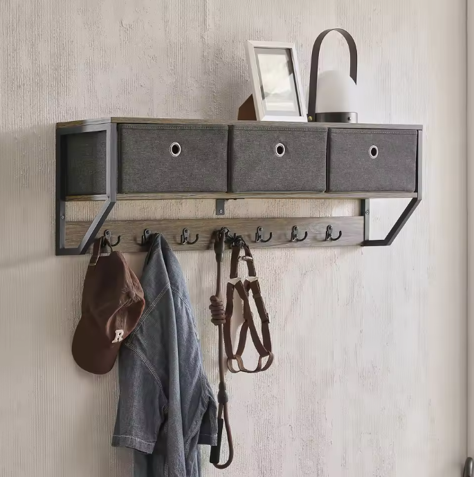 Wandkapstok met 3 Opbergmanden & 7 Haken – MDF & Metaal, Compact en Stijlvol