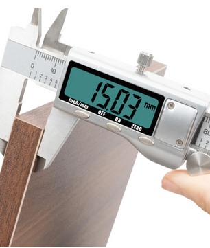 Wand Wijnrek met Glashouder – Massief Hout & Metaal, 12 Flessen, 106 cm