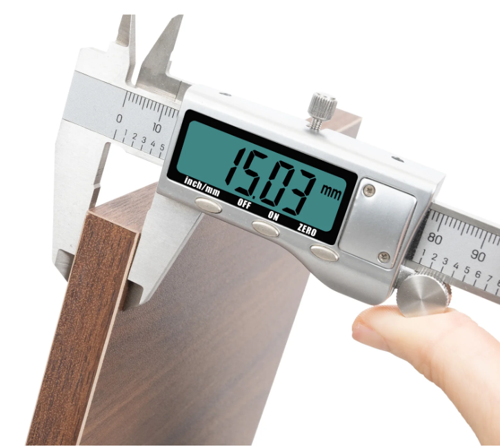 Wand Wijnrek met Glashouder – Massief Hout & Metaal, 12 Flessen, 106 cm