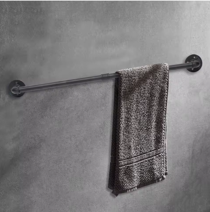 Industriële Handdoekhouder – Zwart Ijzeren Wandrek, 85 cm & 30 kg Draagkracht