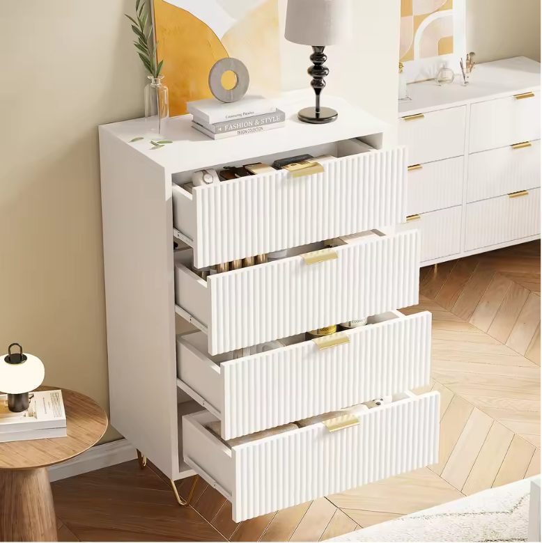 Moderne Witte Ladekast met 4 Lades & Gouden Handgrepen – 60x34x91 cm