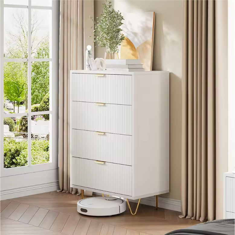 Moderne Witte Ladekast met 4 Lades & Gouden Handgrepen – 60x34x91 cm