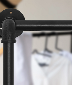 Wandgarderobe met Planken – Industrieel Kledingrek van Metaal en Hout 130×187×130 cm