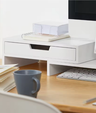 Hoge Badkamerkast met Deur, Open Vakken en Waszak – MDF en Den, 170 cm Hoog