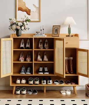 Schoenenkast van rotan met 3 deuren, 1 lade en 5 planken – Gangkast met massief houten poten