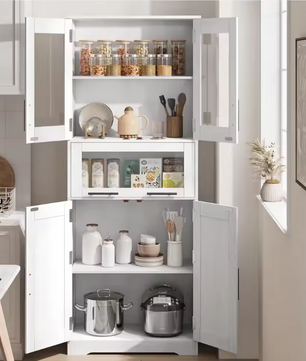 Hoge Opbergkast met Glazen Deuren – Vrijstaand en Verstelbare Planken