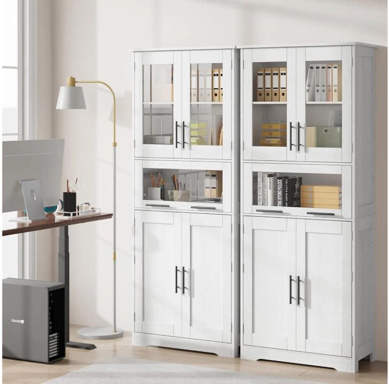 Hoge Opbergkast met Glazen Deuren – Vrijstaand en Verstelbare Planken