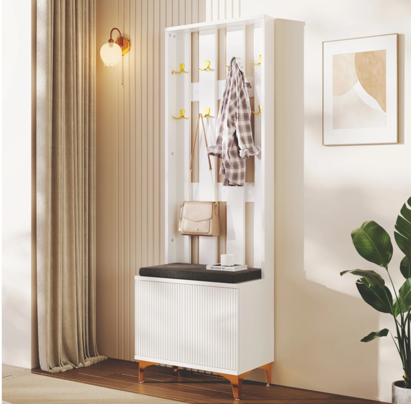 Wandkapstok met Kast, Bankje en Kussens – Moderne Haloplossing met Gouden Details, Wit