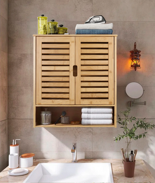 Bamboe Wandkast voor Badkamer – Dubbele Deuren en Opbergrekken, 59×20.5×66.5 cm