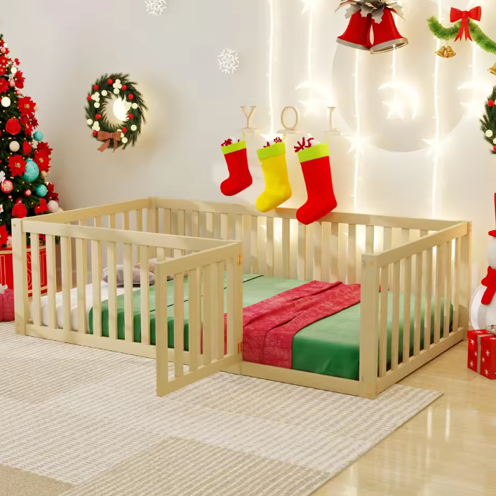 Kinderbed 90 × 200 cm – Houten Vloerbed met Hek en Deur, Veilig en Speels Ontwerp