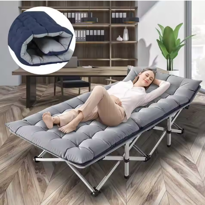 Opvouwbaar Campingbed voor Volwassenen – Draagbaar Heavy Duty Kampeerbed 200 kg
