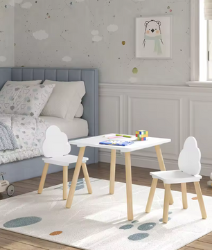 Kindertafel met 2 Stoelen – Wolk Rugleuning en Massief Houten Poten