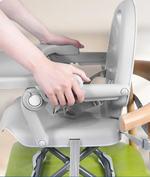 Opvouwbare Baby Zitverhoger met Afneembaar Dienblad – Compact en Draagbaar