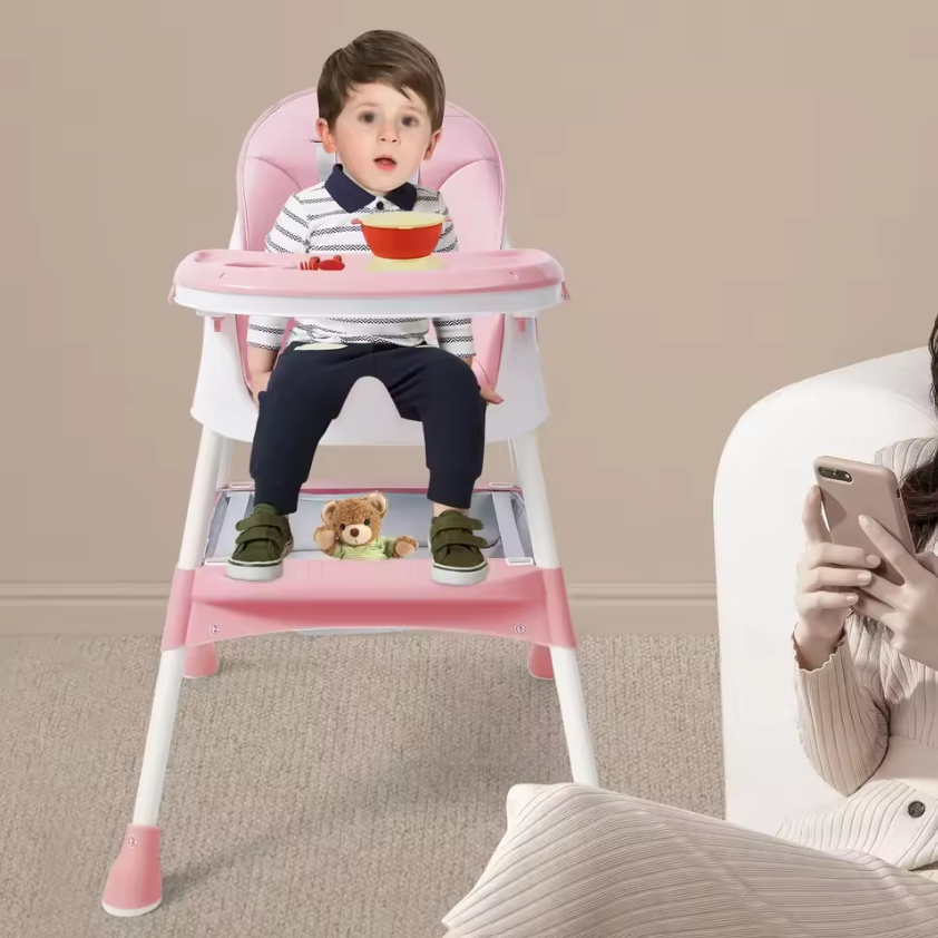 Baby Eetstoel met Bestekset en Verstelbare Hoogte – Veilig en Stevig