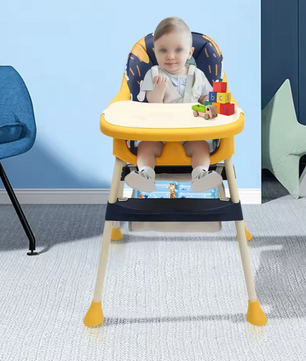 4-in-1 Opvouwbare Baby Eetstoel met Blad en Voetsteun – Voor Thuis en Onderweg