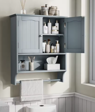 Moderne Badkamer Wandkast met Handdoekhouder en Open Vakken